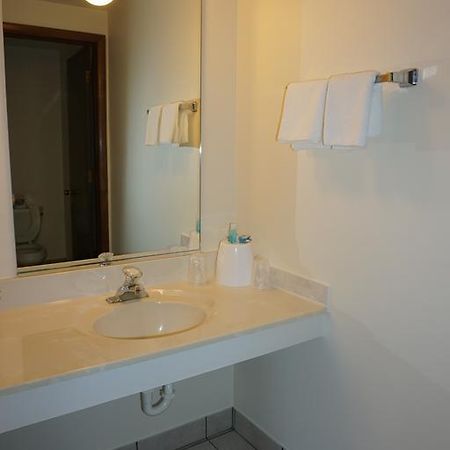 D-Lux Budget Inn Lemont Екстериор снимка